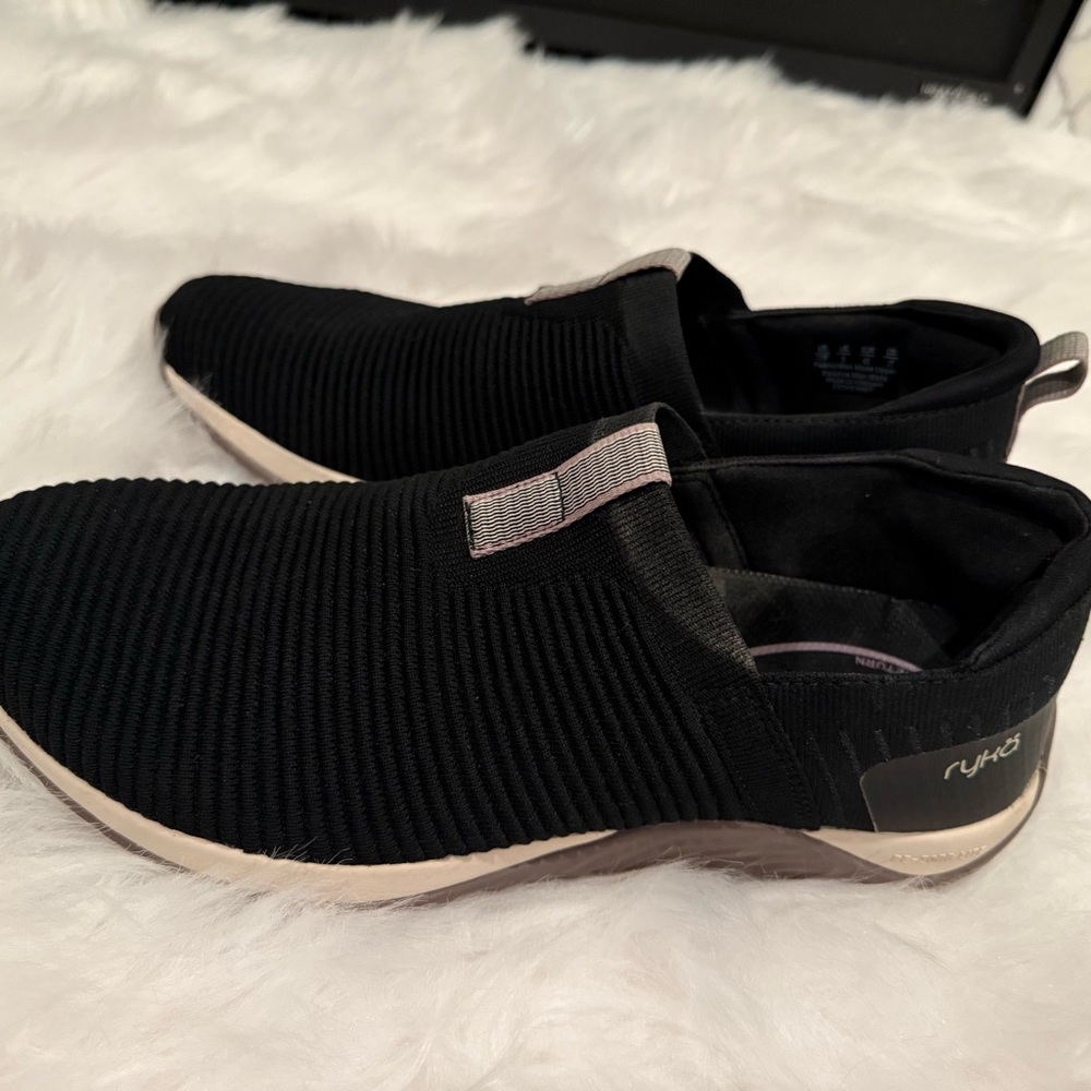 Women’s RYKA Echo Knit Slip on Sneaker Size 11W